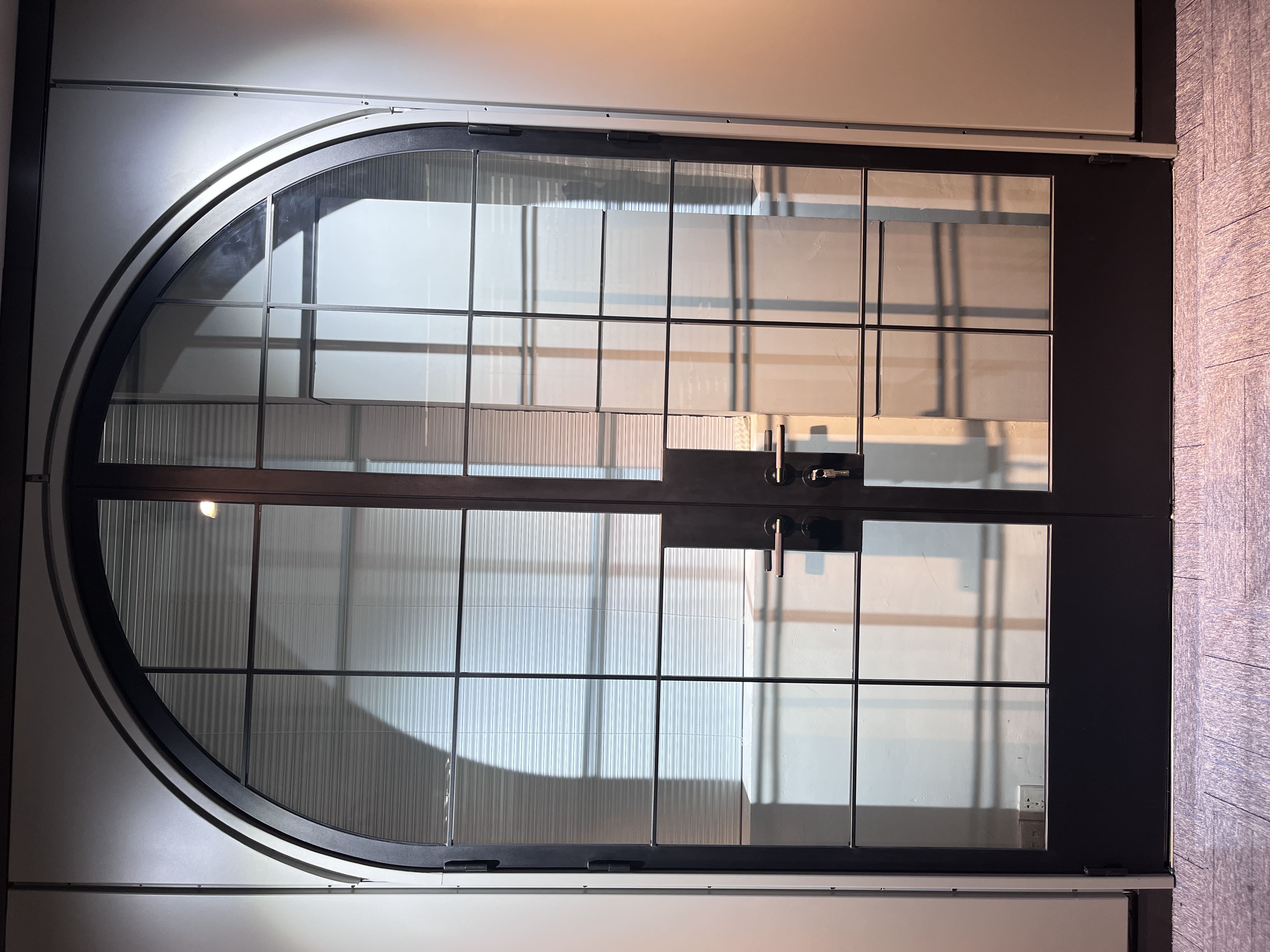 Showroom model 6