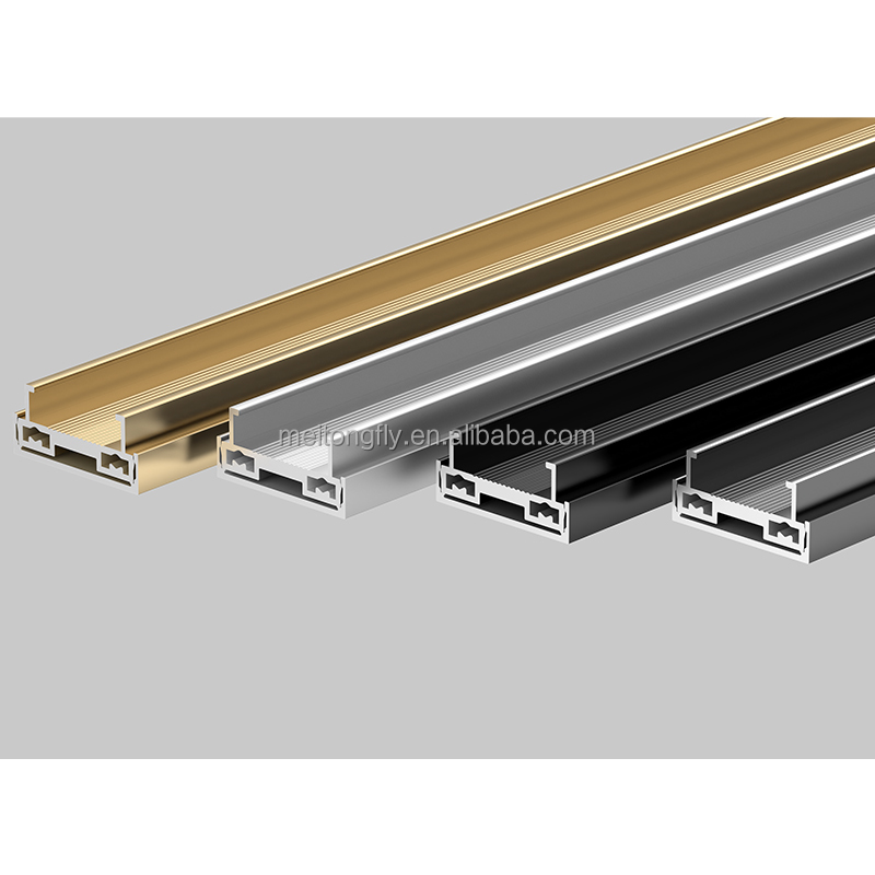 Moderne woning, op maat gemaakt, dubbel glas, aluminium draaideurprofiel, zwaar uitgevoerde stalen scharnieren voor glazen deurkozijn