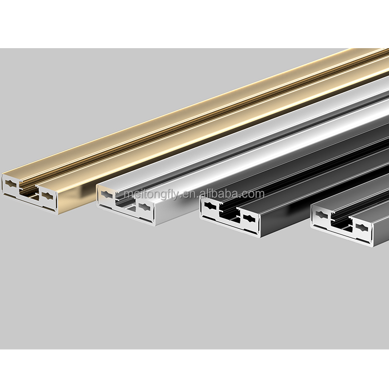 Moderne woning, op maat gemaakt, dubbel glas, aluminium draaideurprofiel, zwaar uitgevoerde stalen scharnieren voor glazen deurkozijn