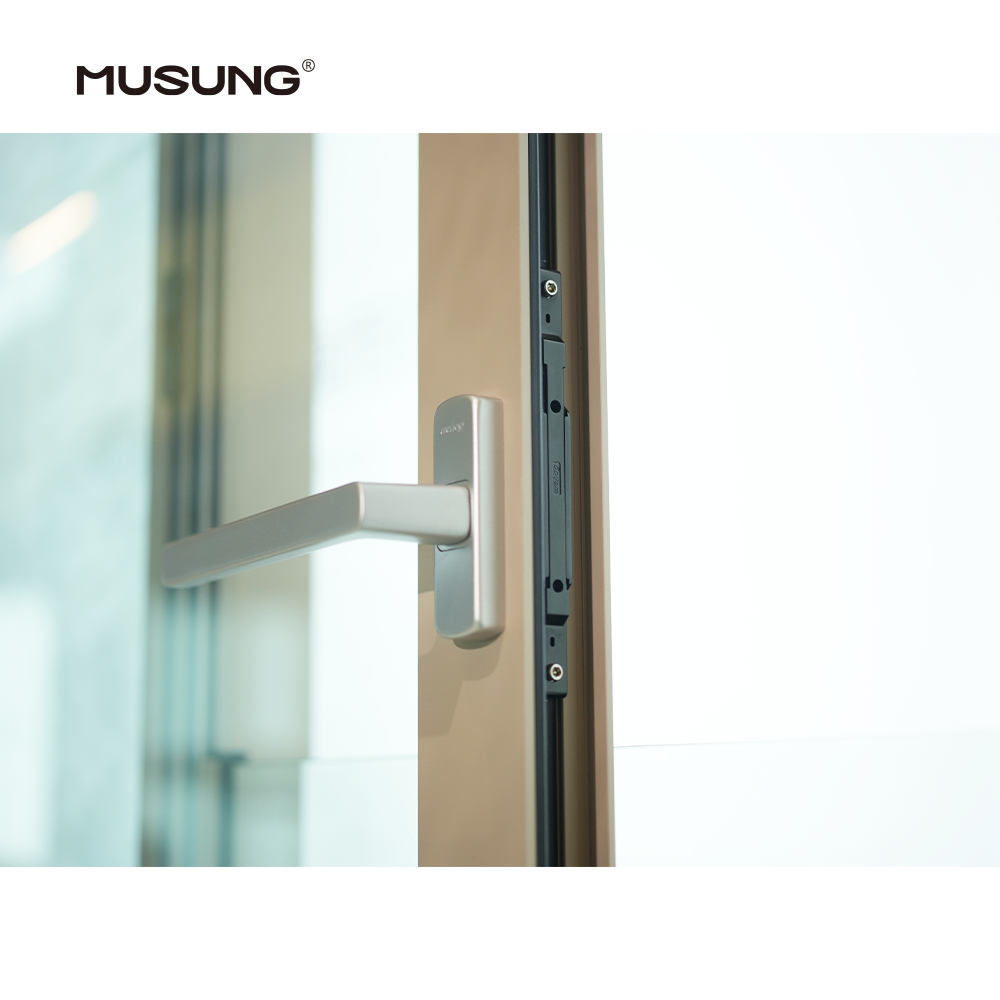 Buitenzijde: Orkaanbestendig, Geluidsisolerend, Dubbelwandig gehard glas, Aluminium met Thermische Onderbreking, Buitenbalkon, Terras, Schuiframen