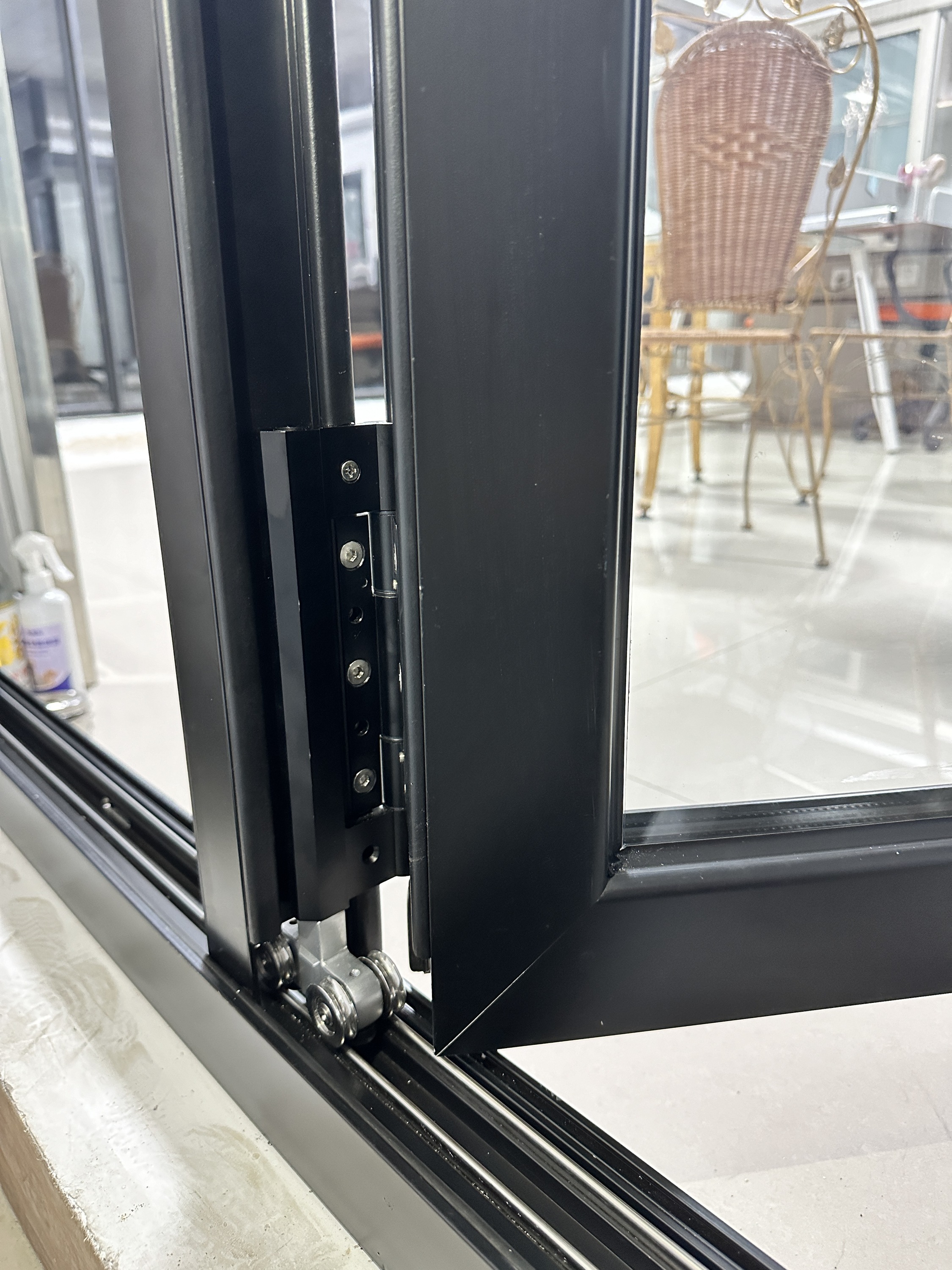 Aumegi verticale vouwdeuren in Australische stijl, aluminium vouwdeuren voor terras, schuifdeuren