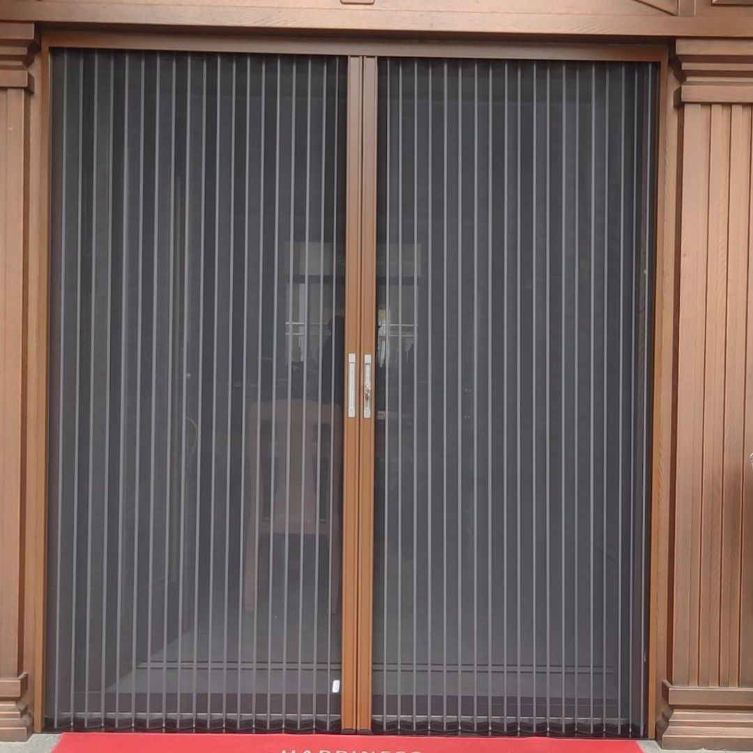 Uiterst duurzaam opvouwbaar muggennet voor horren en scheidingsdeuren.