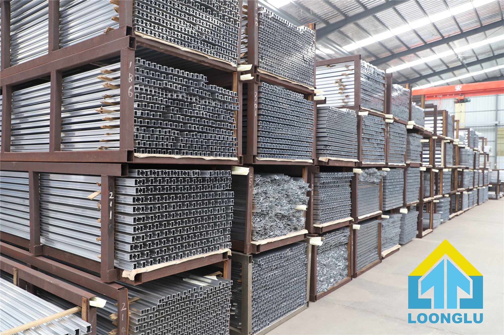 Prijs van hoogwaardig aluminium per kg, rechtstreeks van de fabriek, prijzen van aluminiumprofielen per kilo, prijs van thermisch onderbroken aluminiumlegering