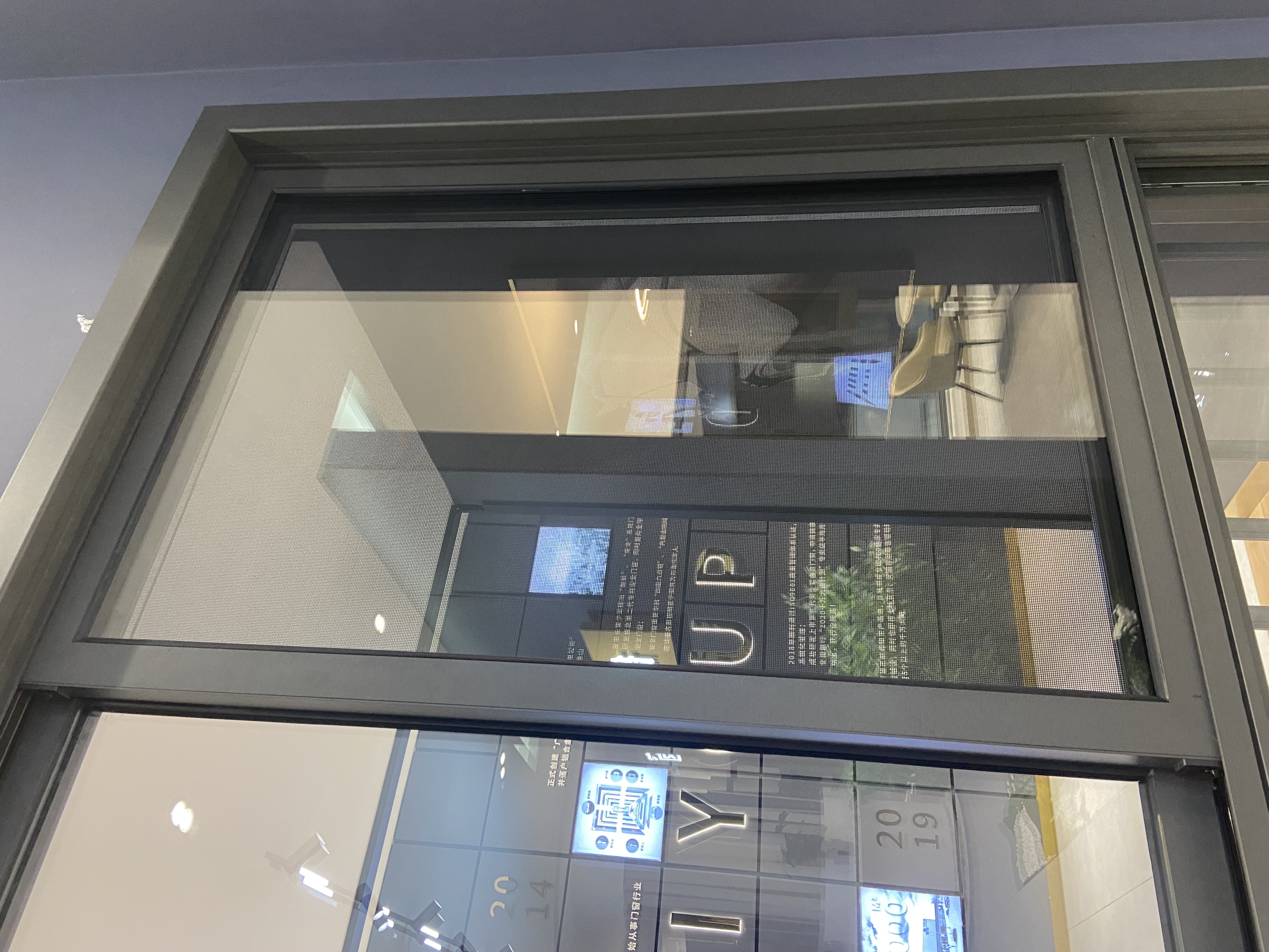 DERCHI Aluminium Schuifraam met Gebroken Brug Patroon Geluidsisolerend Winddicht Moderne Deuren voor Woninginterieur