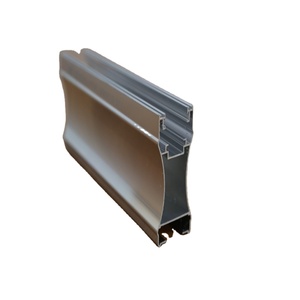 Aluminium profiel voor raam- en deurverbinding