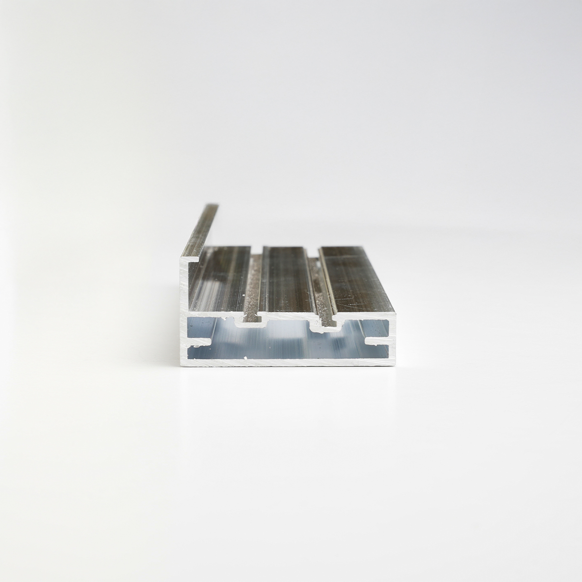 Lamellen aluminium glas jaloezie 9/10 mm houten paneel aluminium frame voor deur en raam voor hoekkast