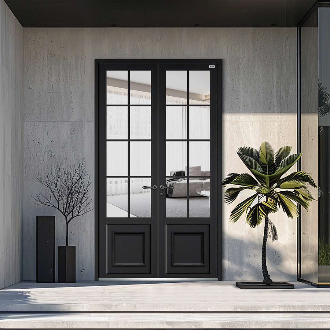 Commerciële aluminium toegangsdeur met thermische onderbreking, dubbel glas en hoge windbestendigheid voor hotel- en villaprojecten.