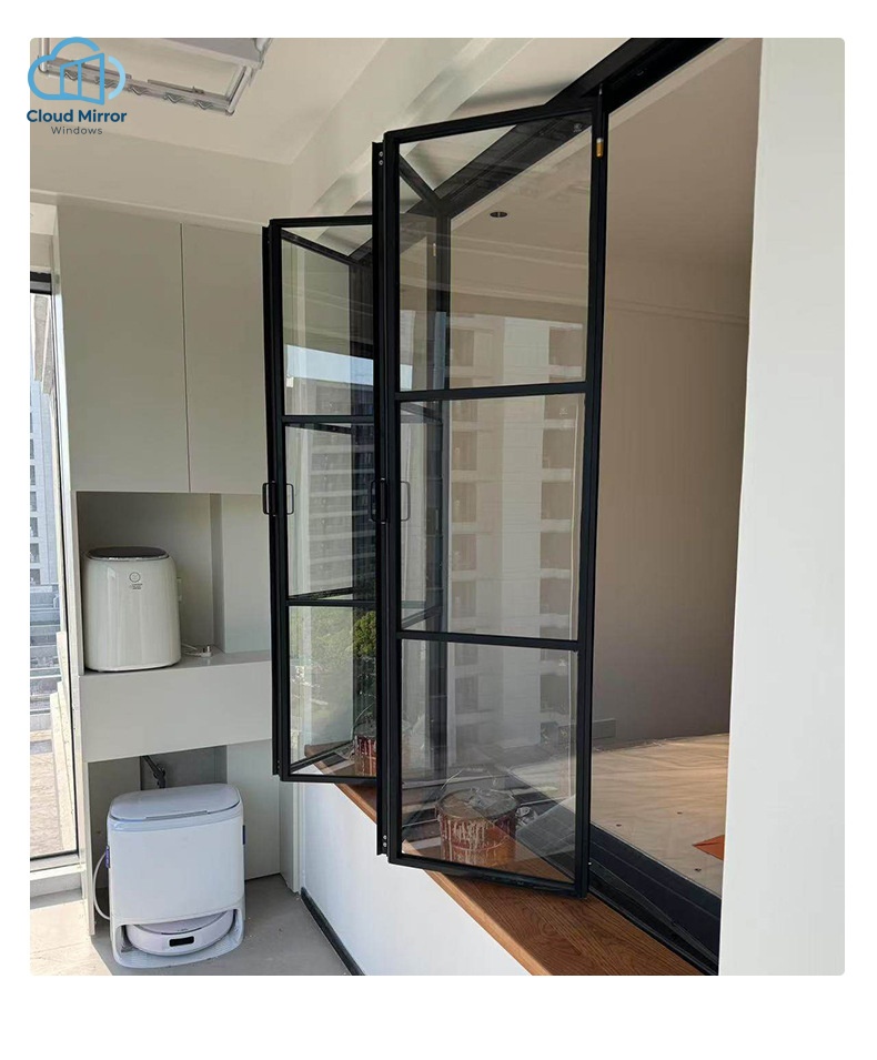 Donkergrijs, groot formaat, aluminium vouwraam met meerdere panelen, panoramisch glazen raam voor villa en terras