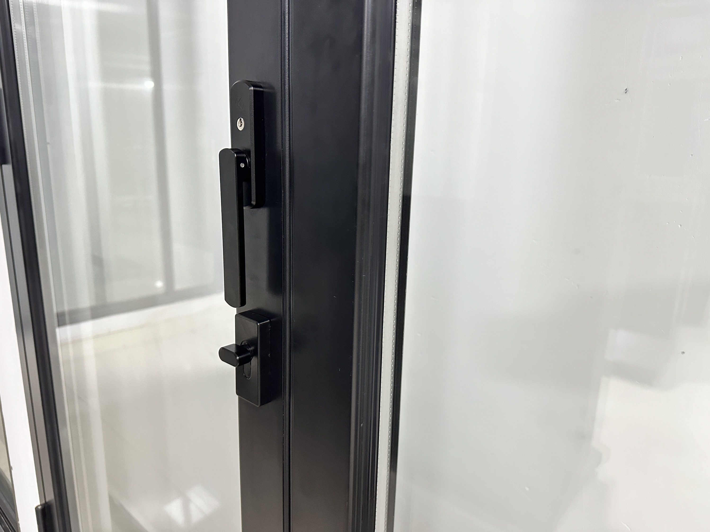 Aumegi verticale vouwdeuren in Australische stijl, aluminium vouwdeuren voor terras, schuifdeuren
