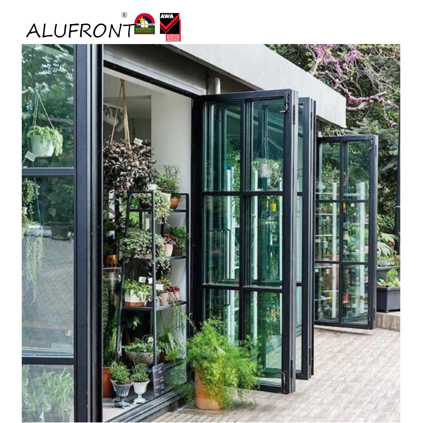 Alufront stalen look openslaande glazen Franse deuren met thermische onderbreking, aluminium draai-kiepdeur, Crittall deur, scharnierende terrasafscheiding, hotel