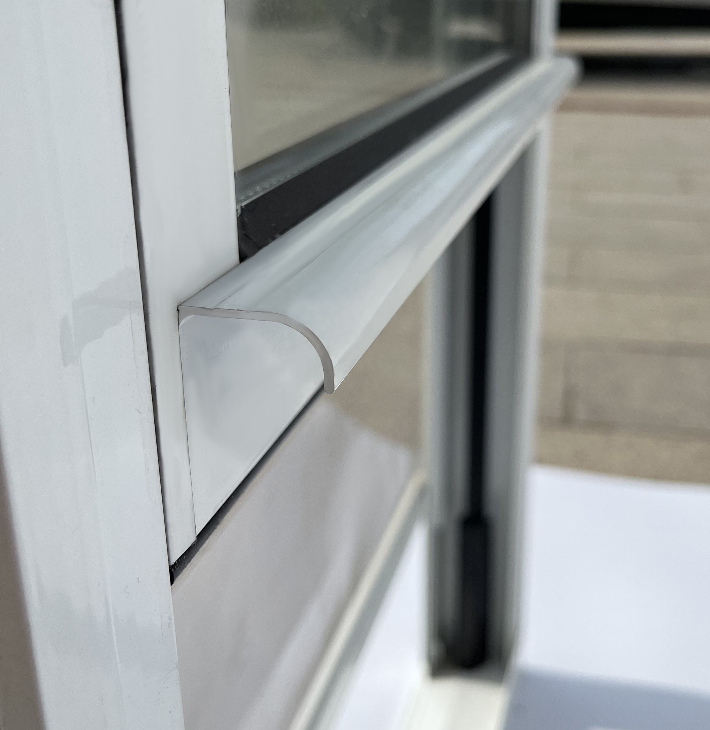 Voor op maat gemaakte aluminium schuiframen met warmte-isolatie voor boerderijen en buitengebruik