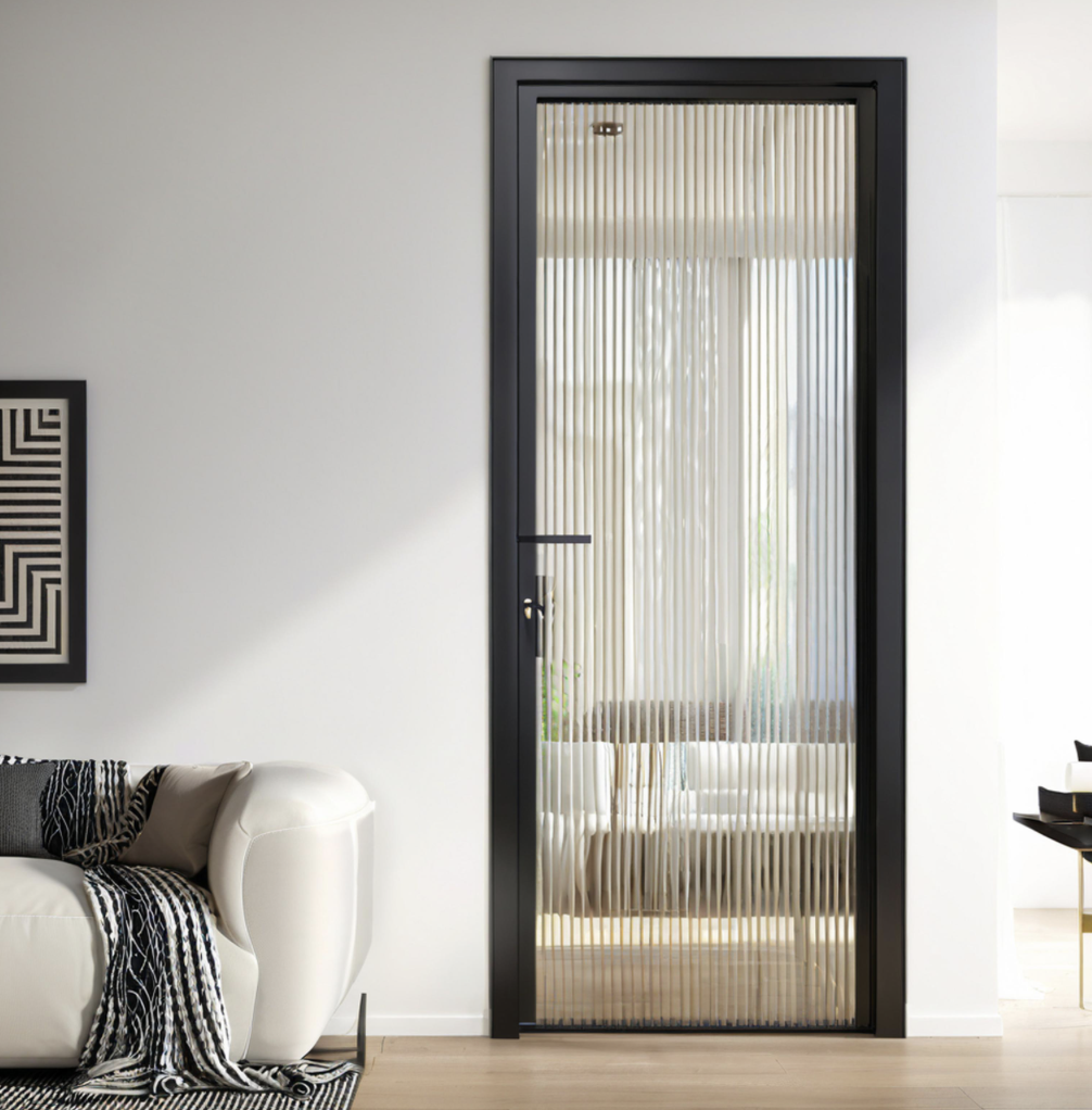 Energiezuinige, thermisch onderbroken aluminium draaideur met glas, geluidsisolatie, enkel- of dubbelvleugelig, gepoedercoat, geschikt voor supermarkten en magazijnen.