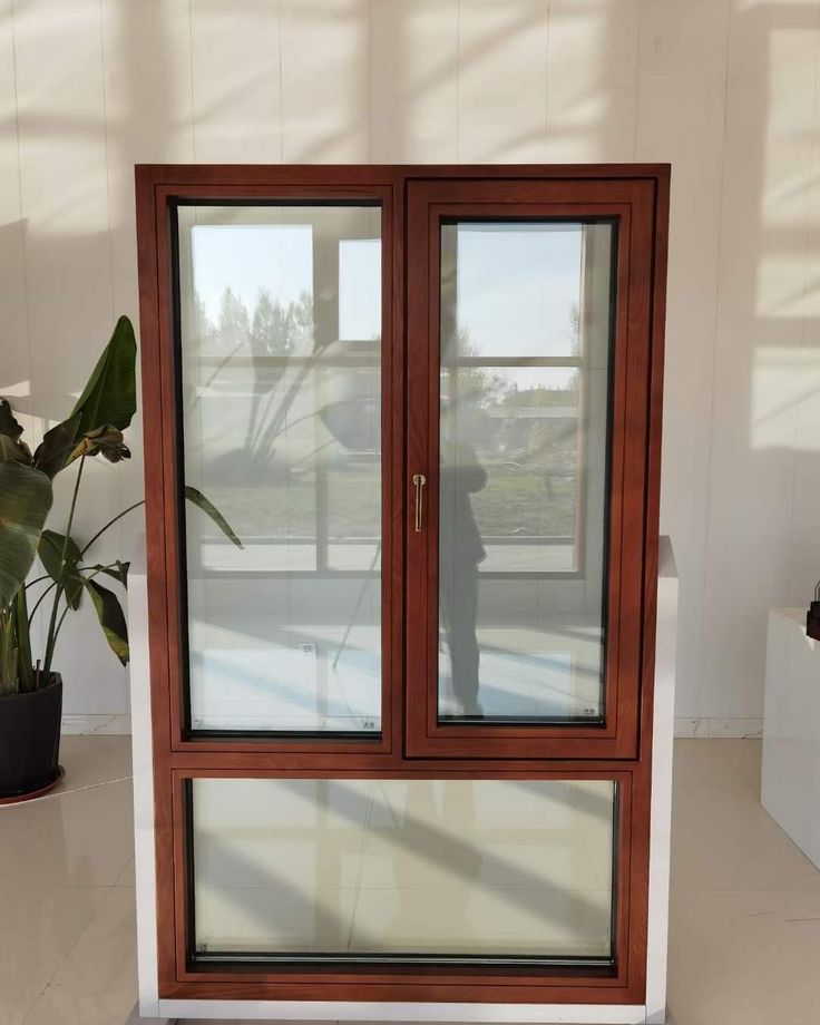 CBMmart Hoogwaardige luxe op maat gemaakte aluminium beklede houten draai-kiepramen en -deuren, houten schuiframen, Pella houten ramen, kantel- en draairamen