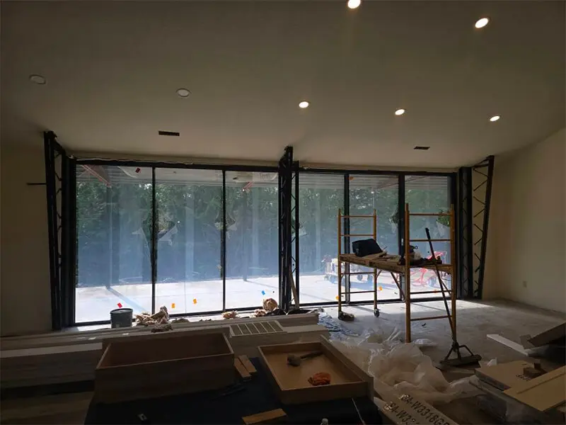 Villa in Washington met kamerhoge schuifdeuren