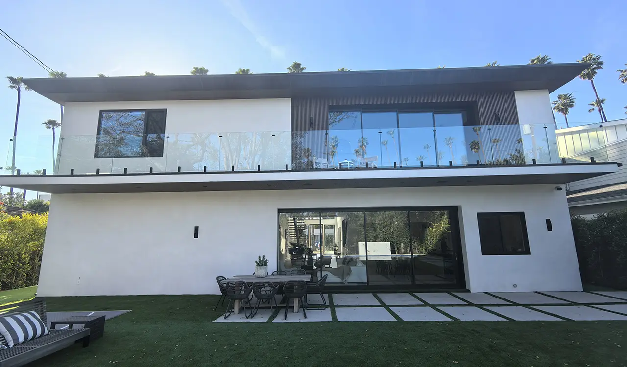 Woning in Noord-Amerika met aluminium glasgevel